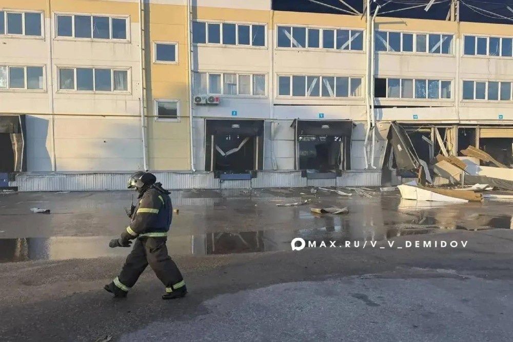 Ракетная атака на Белгород 30 августа привела к гибели трех человек и пожару на складе Ozon.