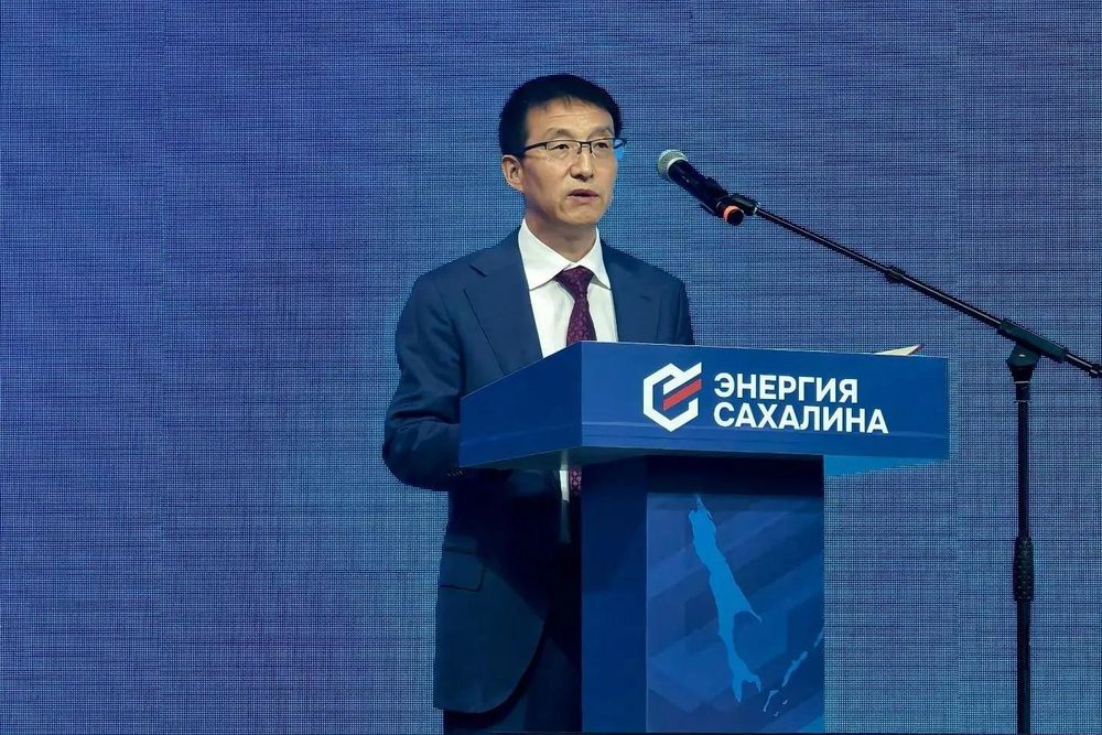 У Дэминь: Китайско-российские отношения всеобъемлющего партнерства находятся на высоком уровне.