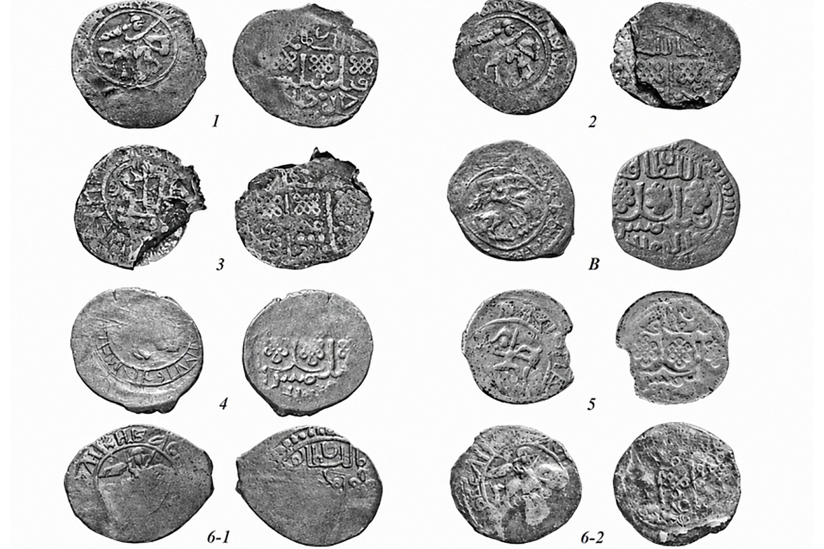 Фальшивые деньги, отчеканенные в 1390-е годы.