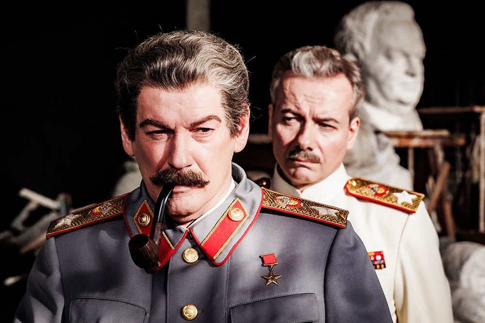 "У вас будет свой Сталин", - сказал режиссер Владимир Бортко актеру Игорю Миркурбанову