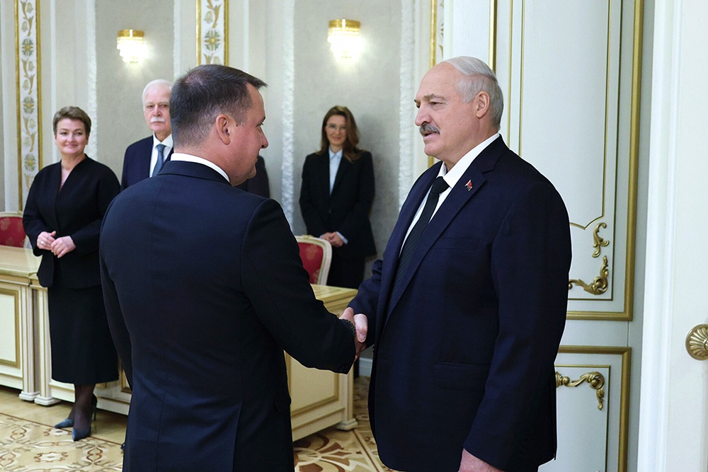 Александр Цыбульский и Александр Лукашенко. Александр Цыбульский и Александр Лукашенко.