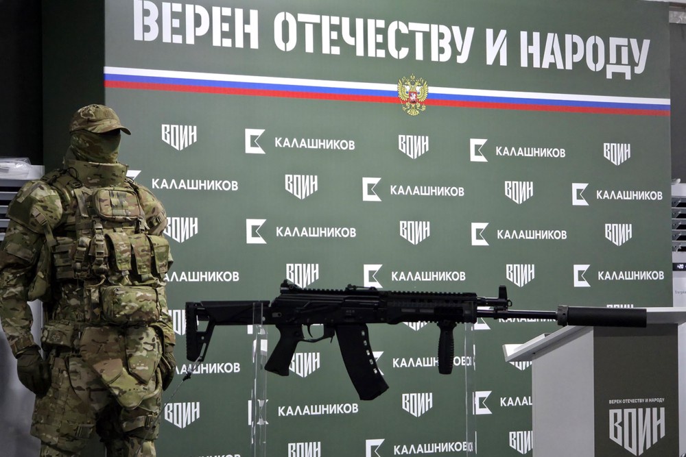 "Снайперский" автомат Калашникова представлена на ВЭФ-2026.
