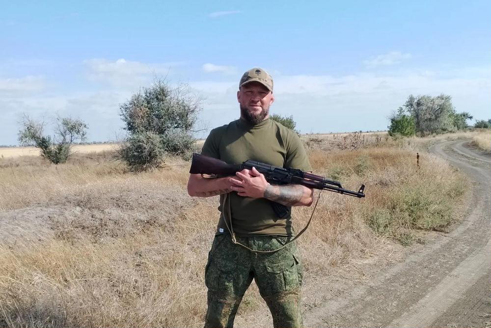 Известный херсонский спортсмен стал бойцом мобильной огневой группы. Известный херсонский спортсмен стал бойцом мобильной огневой группы.