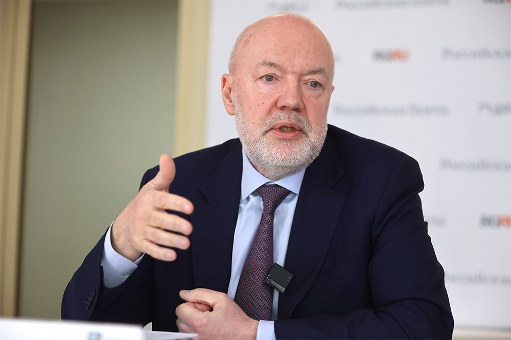 Павел Крашенинников: залог будущего триумфа формировался издалека, еще в переломном XVII веке.