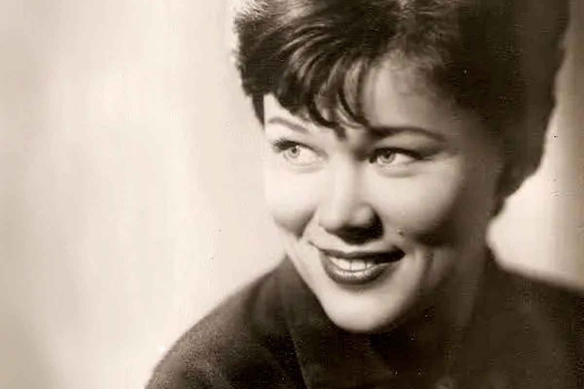 Люсьена Овчинникова запоминалась даже в ролях второго плана. 1963