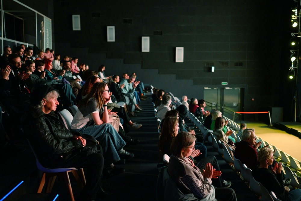 На фестивале "Флаэртиана" в Перми зрители увидят около 80 документальных фильмов. На фестивале "Флаэртиана" в Перми зрители увидят около 80 документальных фильмов.