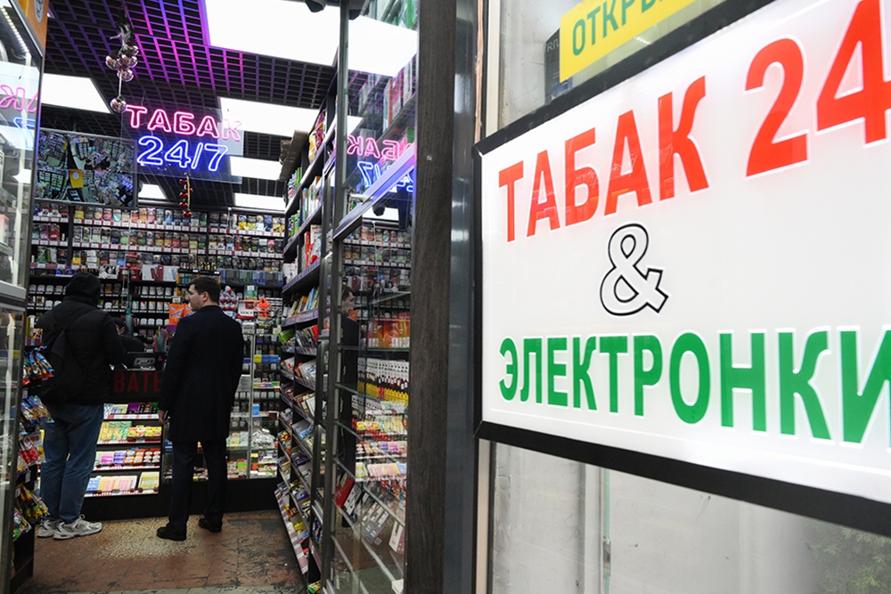 Продажу вейпов несовершеннолетним предлагается запретить на федеральном уровне