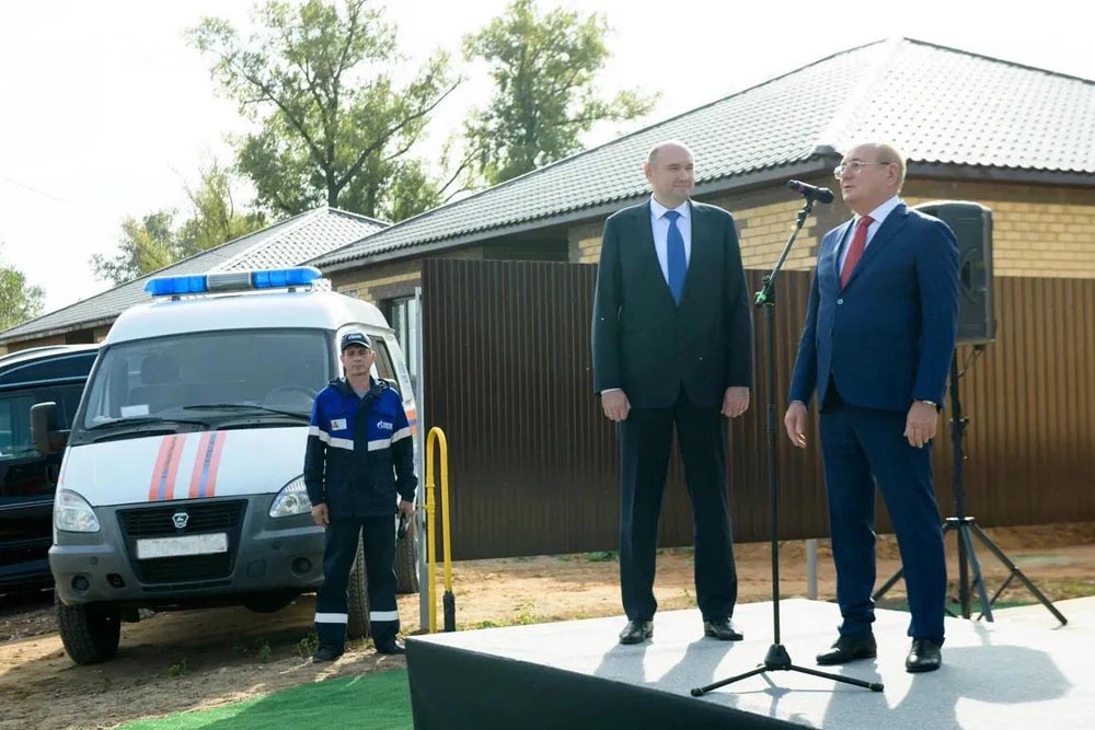 Евгений Солнцев и Виталий Маркелов приняли участие в торжественном пуске газа в Нежинке.