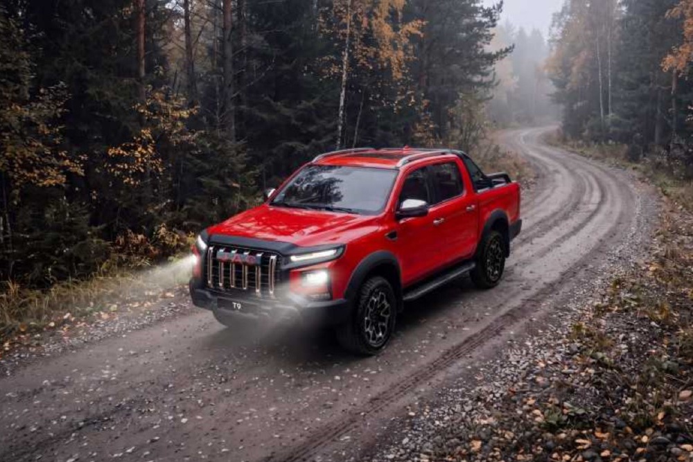 JAC T9 Урбан+ подходит для ежедневных поездок, путешествий и бизнес-задач, включая перевозку грузов и буксировку прицепа. JAC T9 Урбан+ подходит для ежедневных поездок, путешествий и бизнес-задач, включая перевозку грузов и буксировку прицепа.