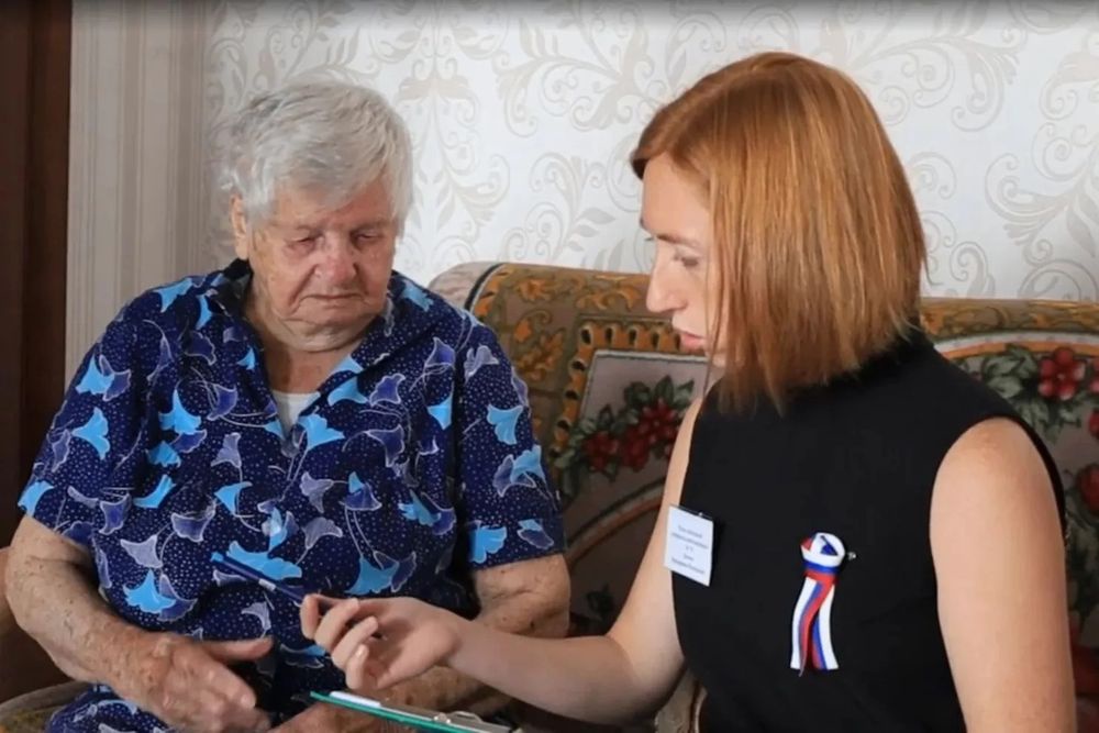 Столетняя Клавдия Дикалова проголосовала на выборах.