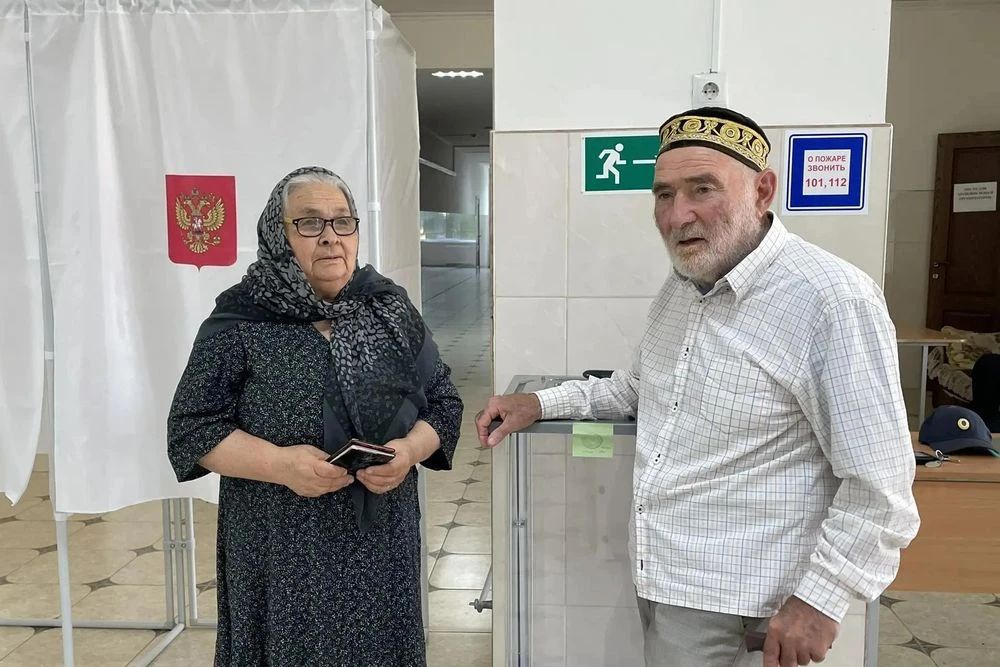 В Дагестане проголосовала семья Терикбаевых, прожившая в браке 60 лет.