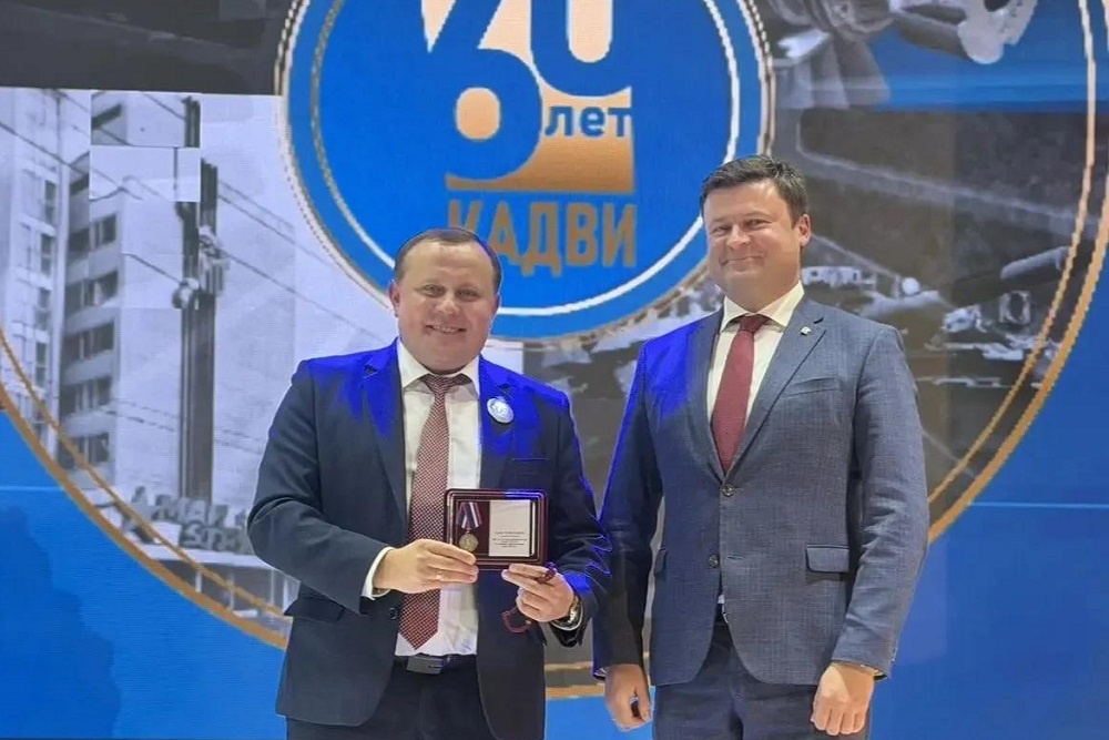 Калужский завод "КАДВИ" отметил 60-летие и получил Орден Почёта