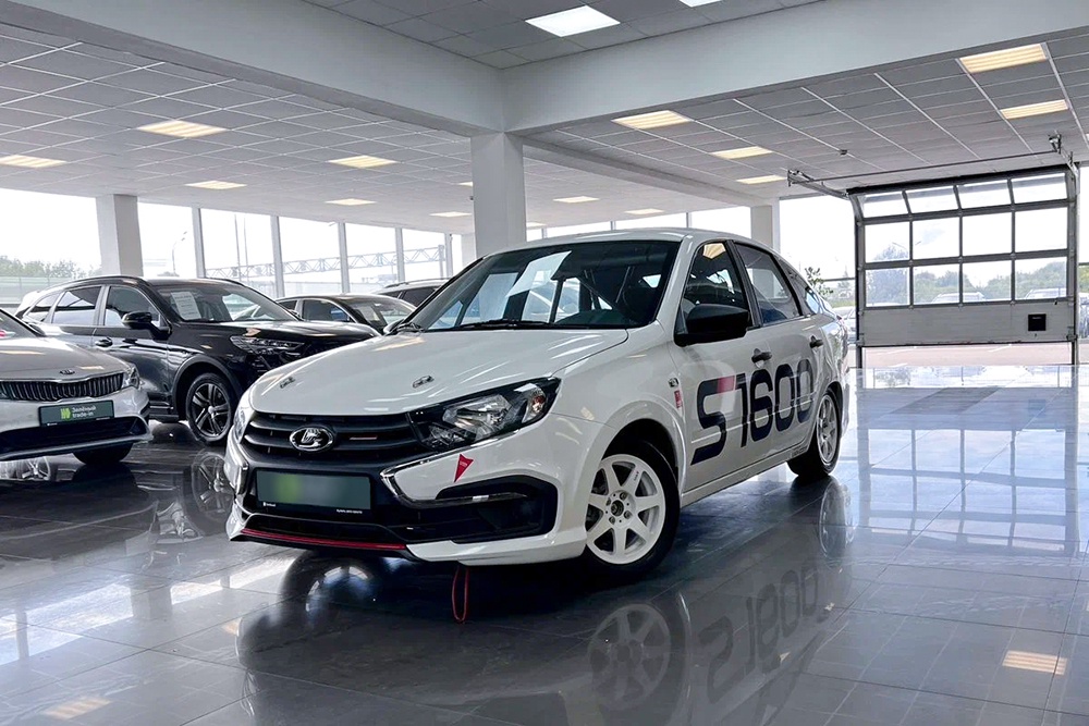 Lada Granta Sport. Lada Granta Sport.