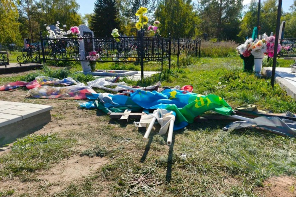 Вандалы осквернили кладбище в селе Родино Алтайского края