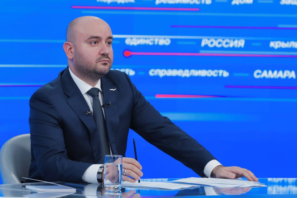На прямую линию губернатора поступило более 4400 вопросов. 