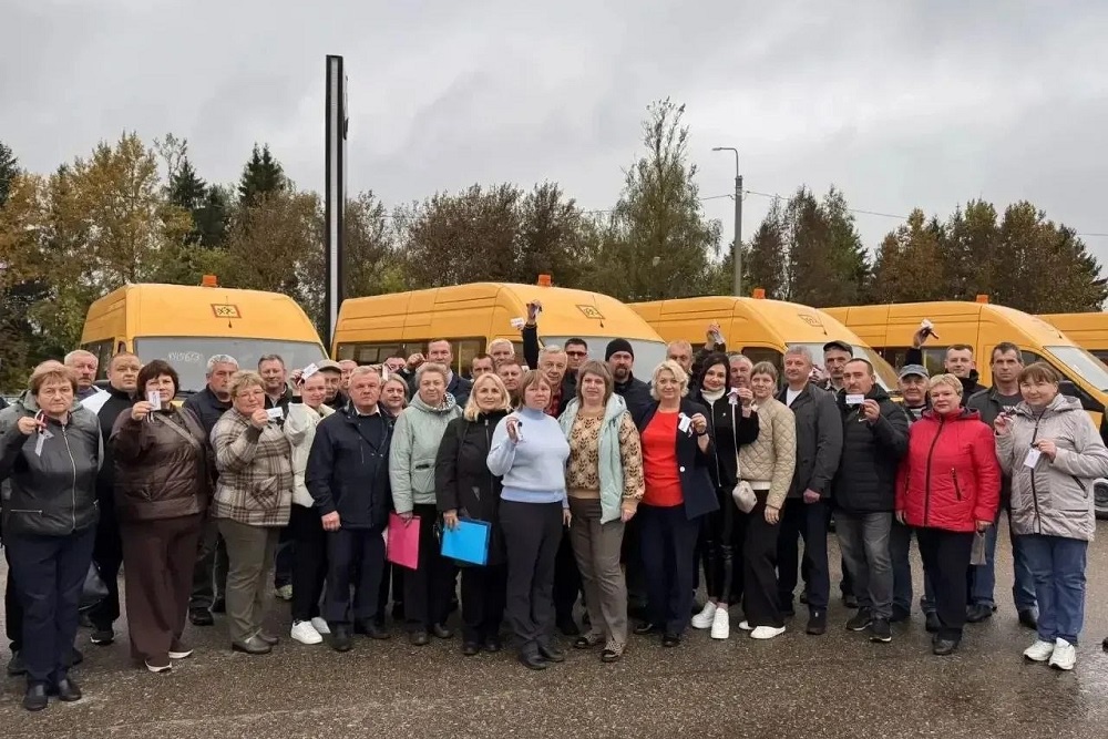 В Смоленской области обновили парк школьных автобусов