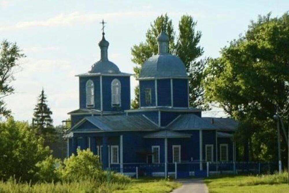 Георгиевская церковь 1844 года постройки в селе Козино Рыльского района Курской области уничтожена в результате атаки ВСУ.