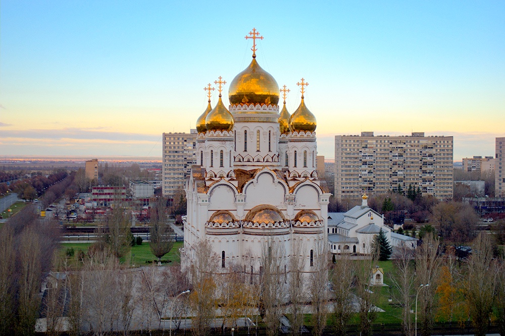 Преображенский собор в автомобильной столице России.