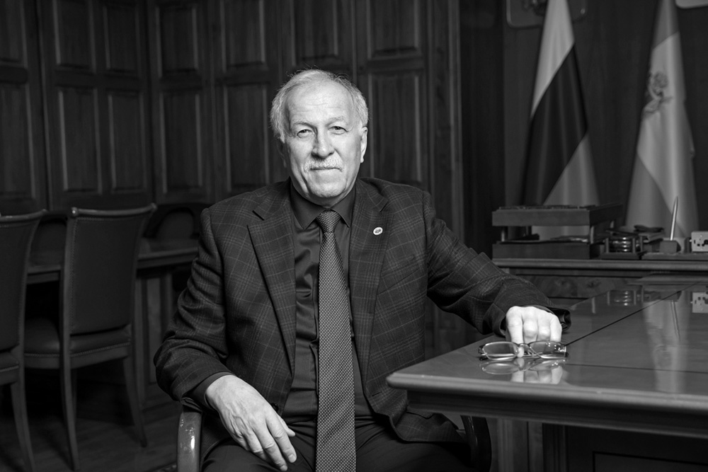 Николаю Великданю было 70 лет. Думу Ставропольского края он возглавил в 2021 году.