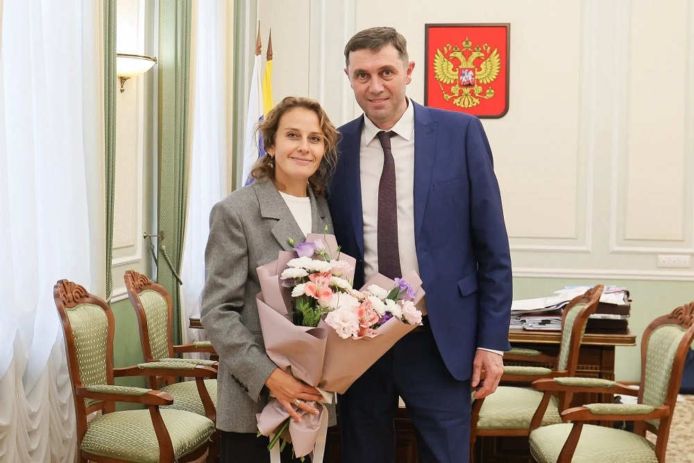 Мэр Воронежа попросил поддержать местного учителя физики в федеральном конкурсе