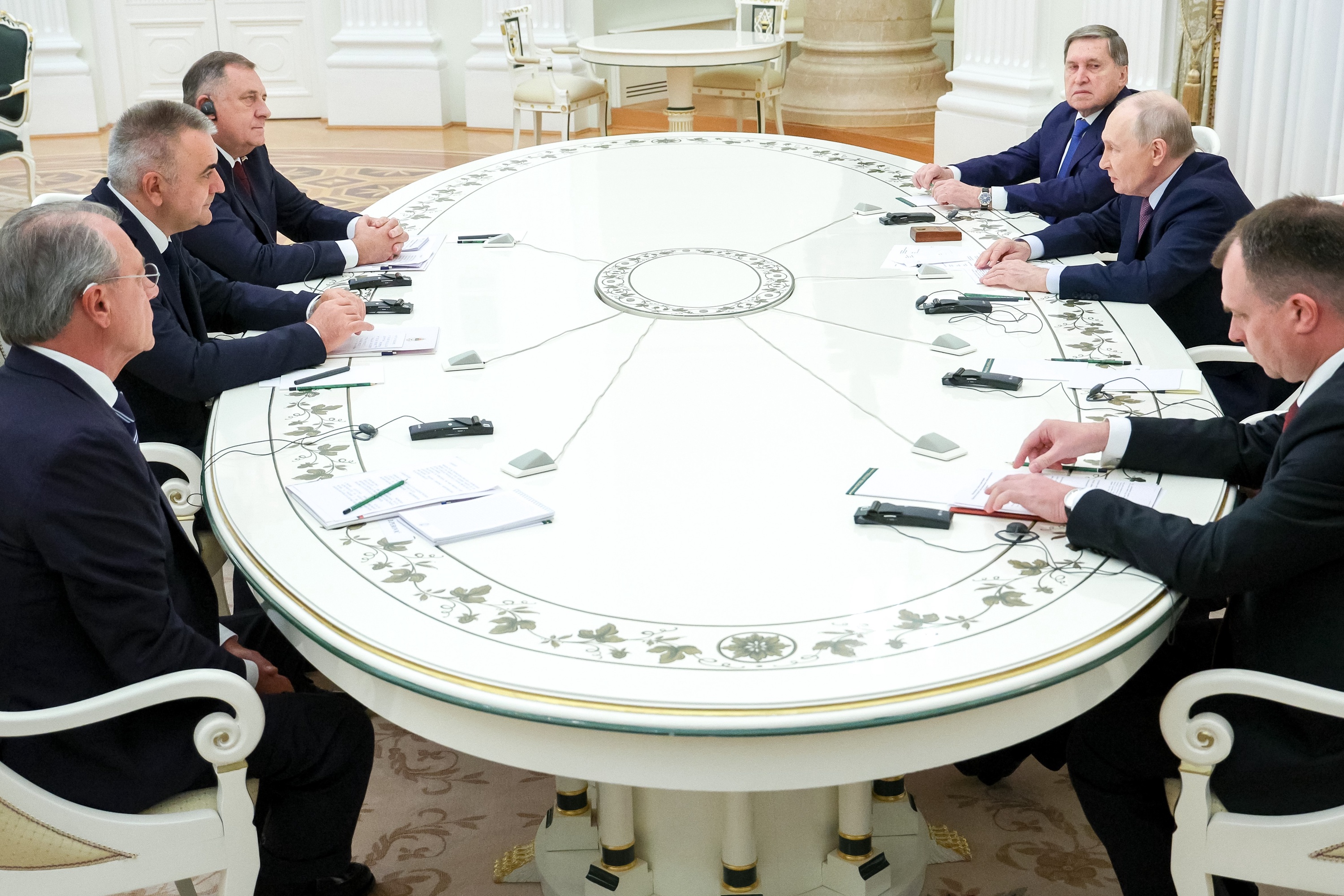 Переговоры Владимира Путина с руководством Республики Сербской Переговоры Владимира Путина с руководством Республики Сербской