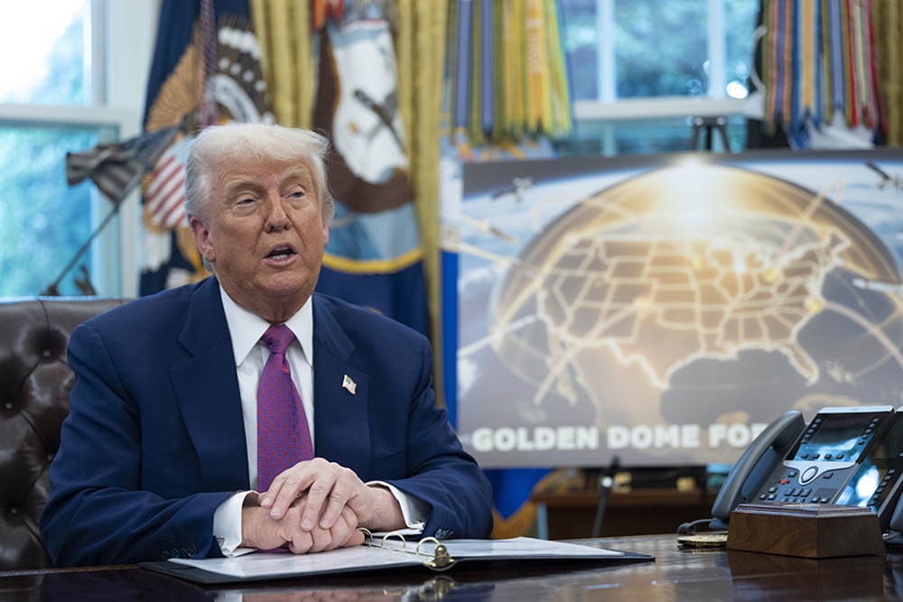 Новая система противоракетной обороны США Golden Dome ("Золотой купол") будет предназначена в том числе для перехвата ядерных вооружений. Новая система противоракетной обороны США Golden Dome ("Золотой купол") будет предназначена в том числе для перехвата ядерных вооружений.