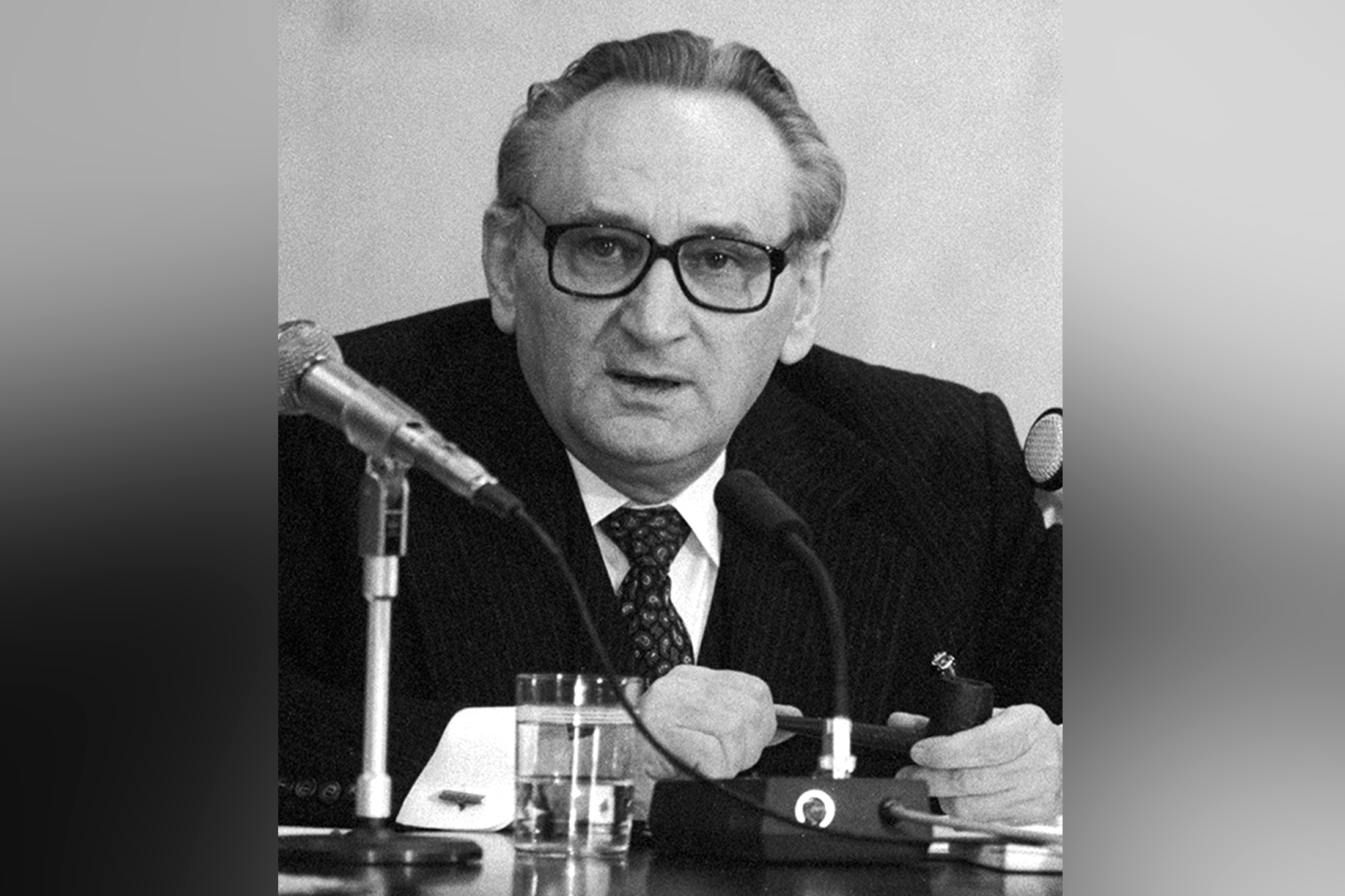 Немецкий политик Эгон Бар.