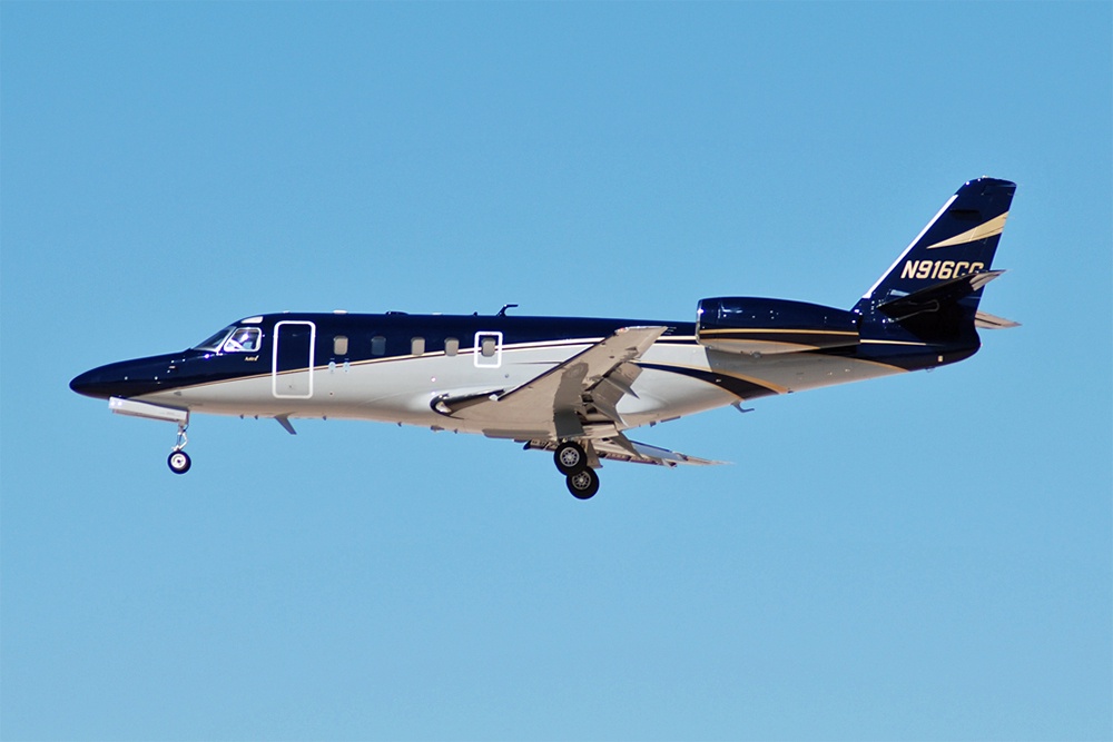 Cамолет санитарной авиации Gulfstream G100. Cамолет санитарной авиации Gulfstream G100.