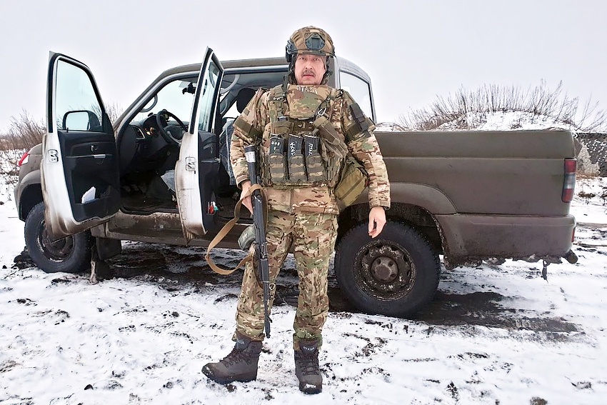 В штурма Птаха ходил в разгрузке, вес которой доходил до 40 килограммов. В штурма Птаха ходил в разгрузке, вес которой доходил до 40 килограммов.
