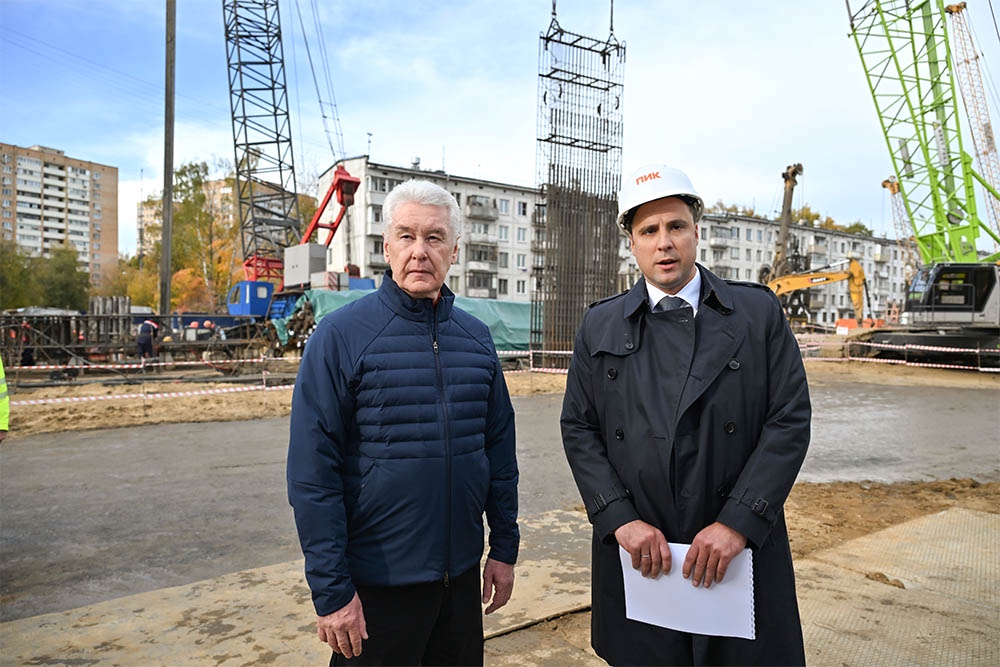 Сергей Собянин уверен, что открытие станции "Луганская" разгрузит транспортный узел "Царицыно". Сергей Собянин уверен, что открытие станции "Луганская" разгрузит транспортный узел "Царицыно".