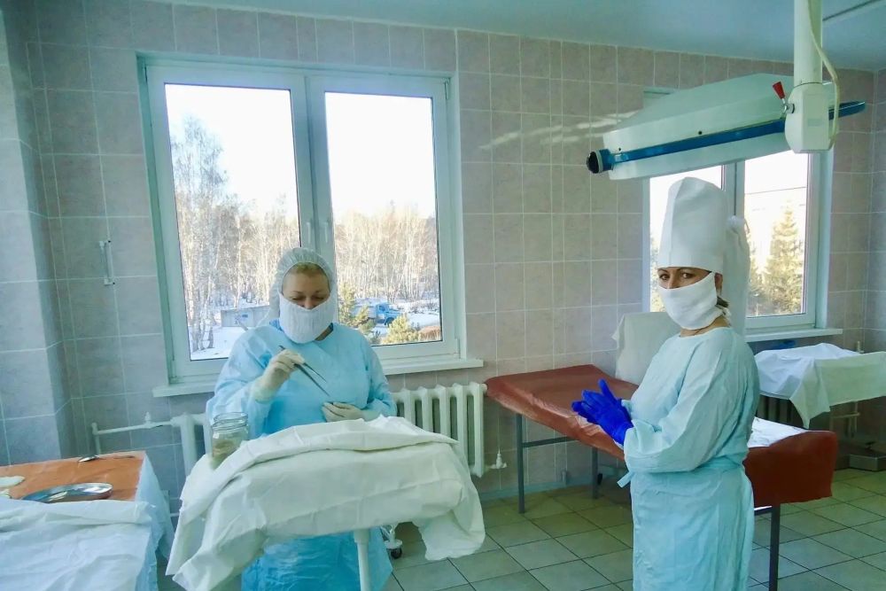 За здоровье омички боролись врачи разных специальностей. За здоровье омички боролись врачи разных специальностей.