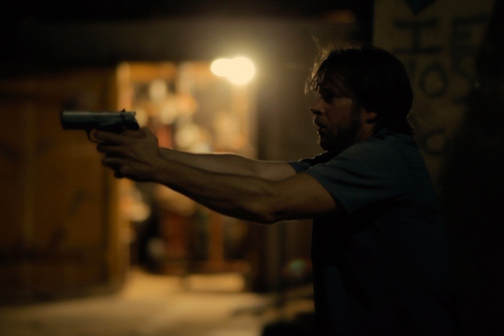 Road to paloma фильм. Фильм черная дорога. Дорога чести фильм 2014. Джейсон момоа дорога чести. Путь чести 3.