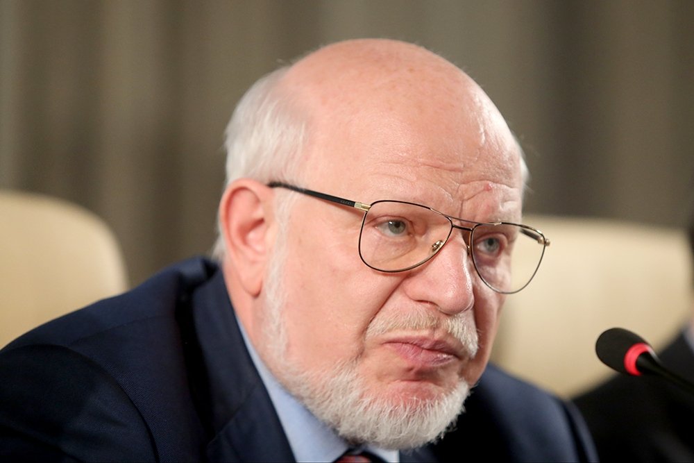 Амнистия по уголовным делам. Лишение свободы. Помилование осужденных. Административная амнистия. Пожилые осужденные.