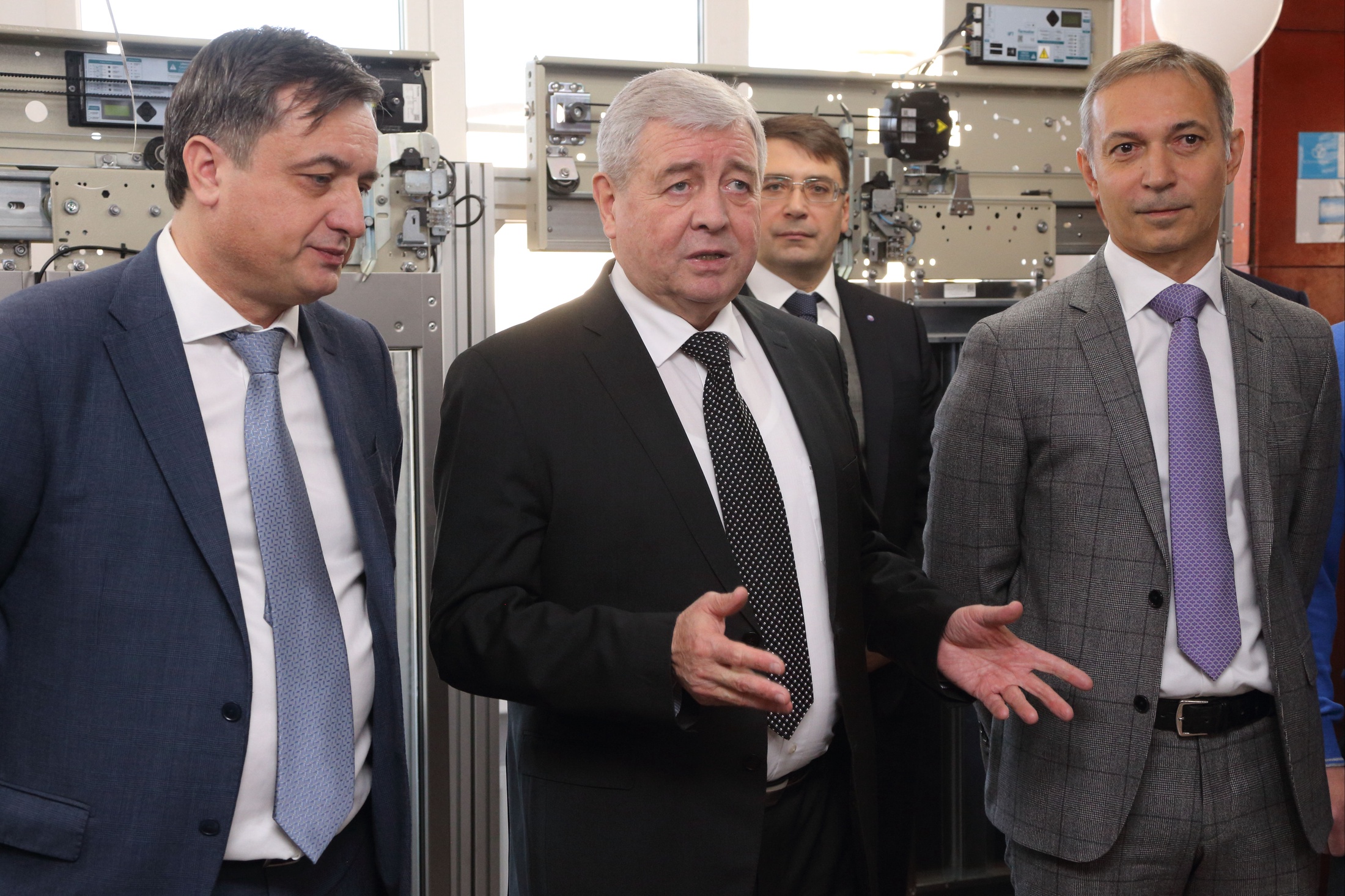 воздухотехника вентиляция. мир климата воздухотехника. завод воздухотехника. млм воздухотехника. завод воздухотехника рябиновая.