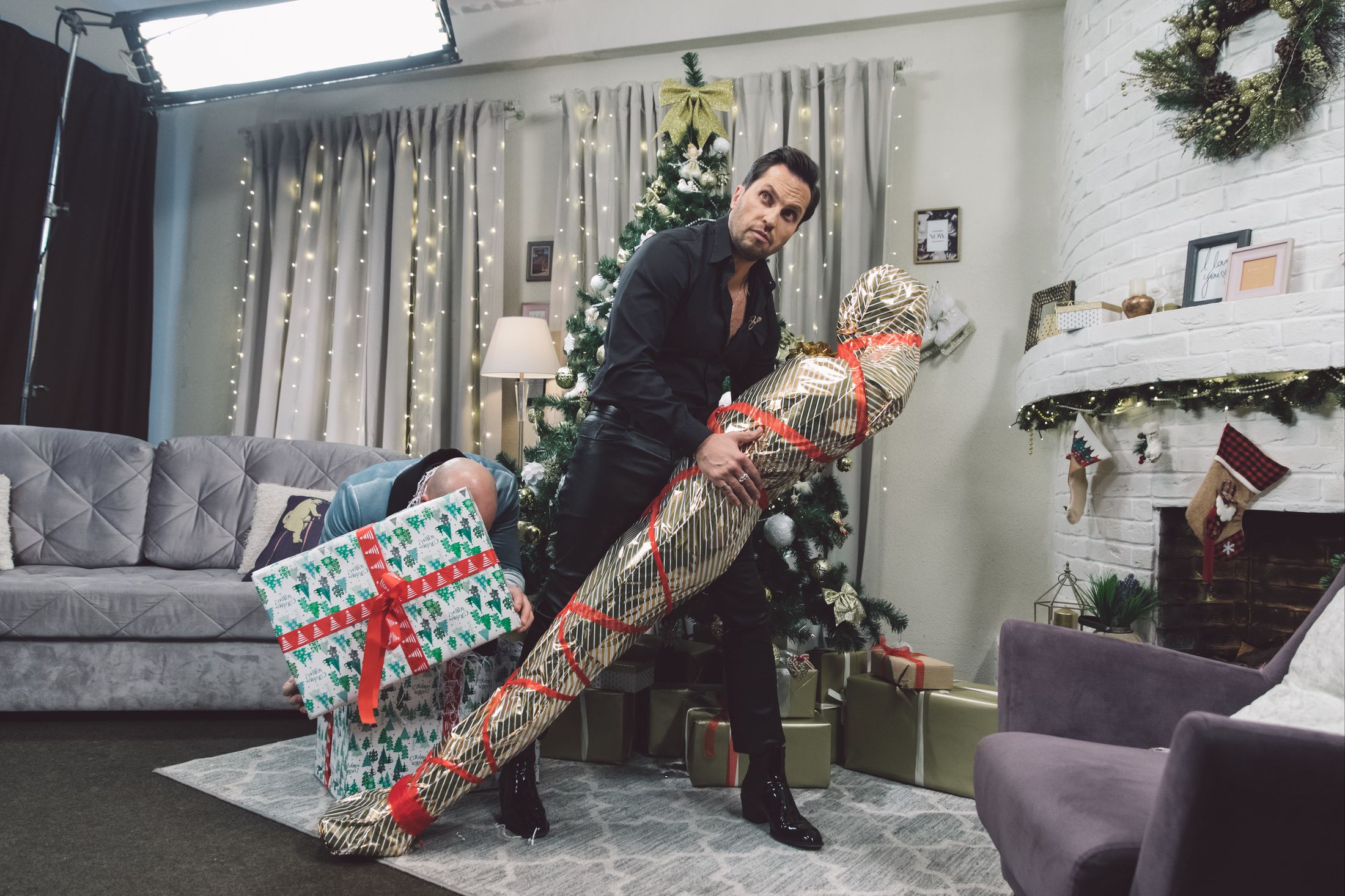 настоящих новые. елка пилота. настоящих новые. настоящие русалки. ханна фрейзер русалка.