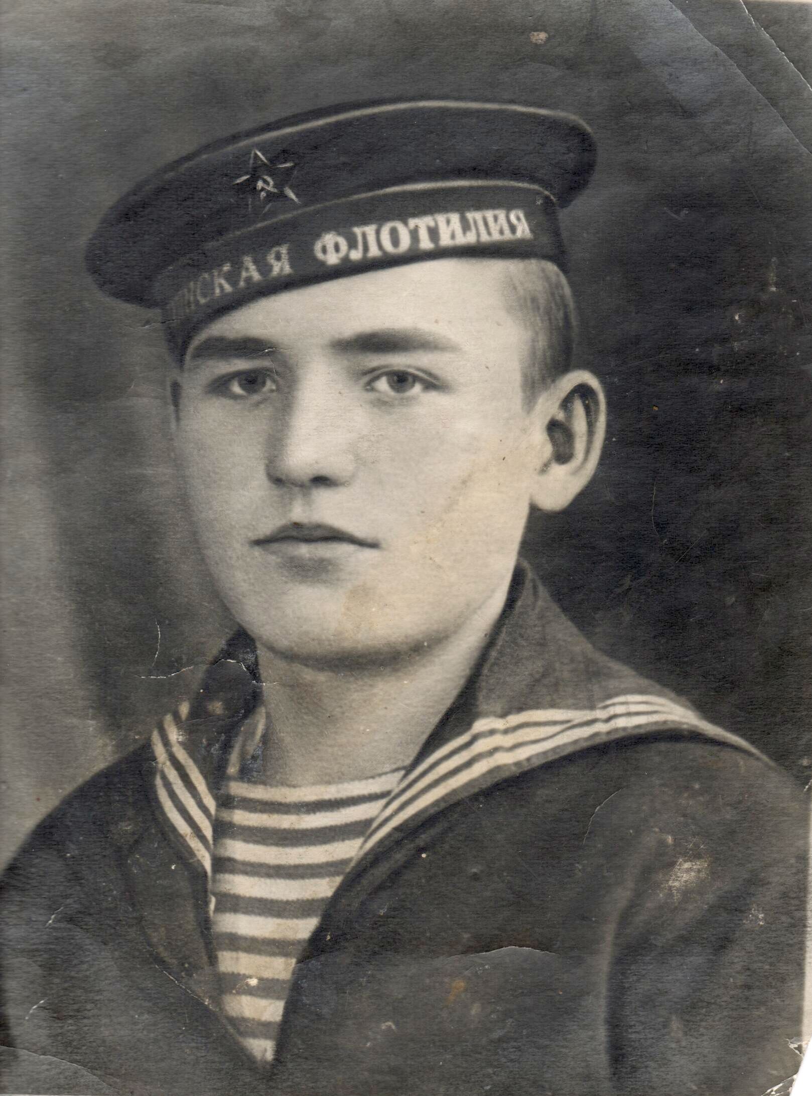 Бондарев Владимир Алексеевич (1922-2018) младший лейтенант, Дунайская Краснознамённая орденов Нахимова I степени и Кутузова II степени военная флотилия.