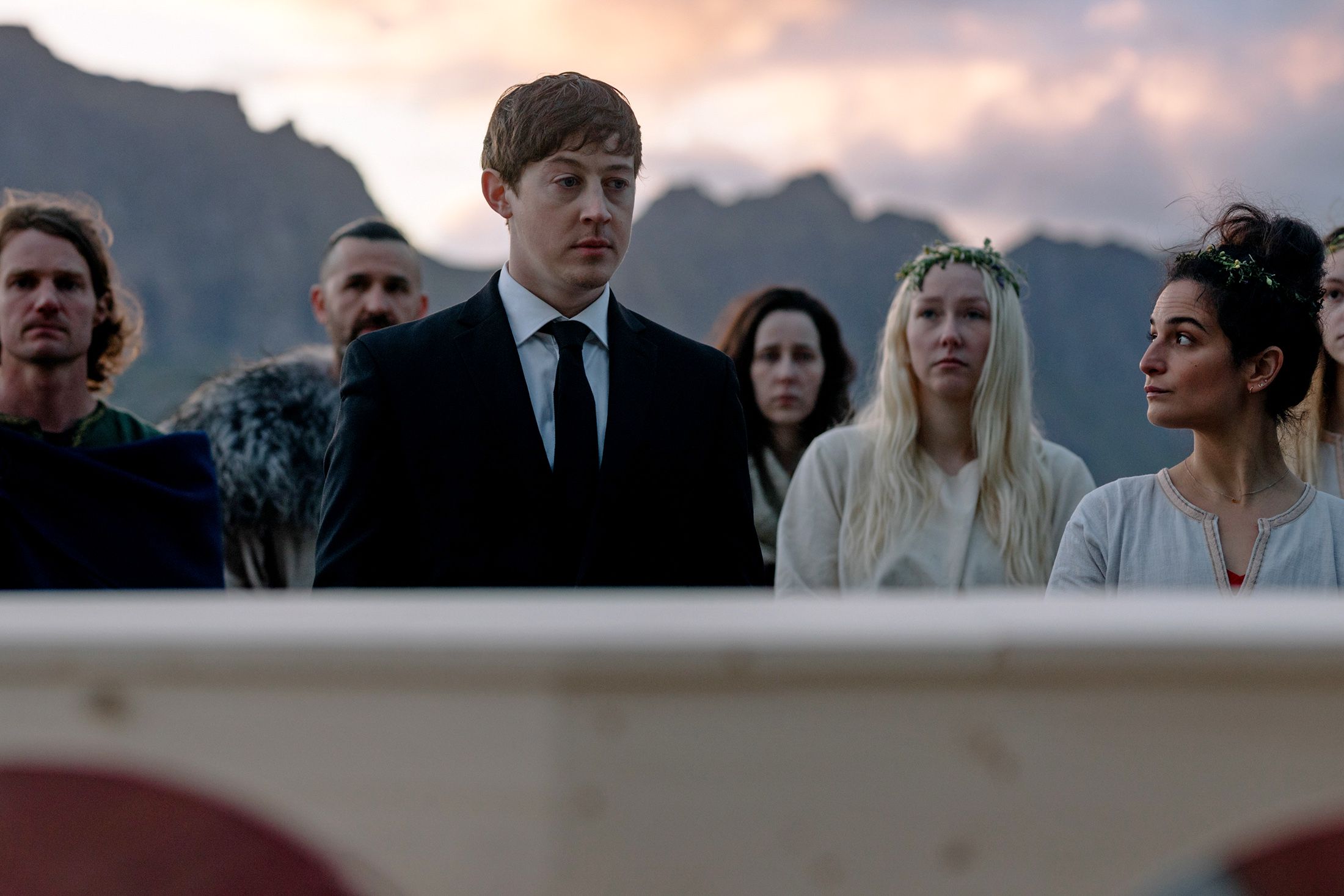 страна ночи трейлер. камилль гриффин «тихая ночь». бен аффлек закон ночи. страна ночи трейлер. макс буркхолдер судная ночь.