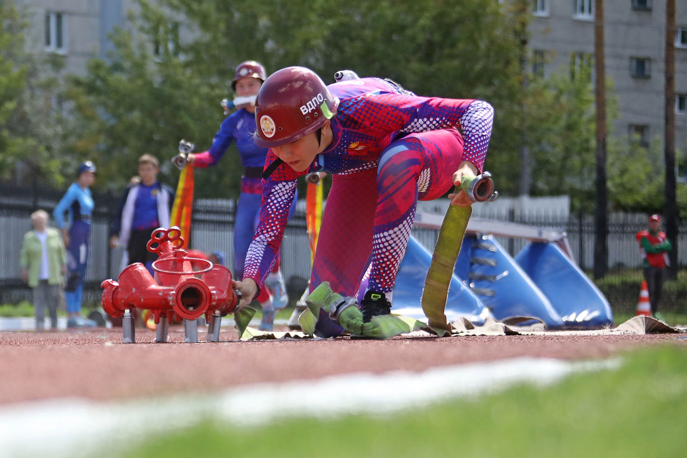 Спасательный спорт россии. Пожарно-спасательный спорт поделки. Пожарно-спасательный спорт Оренбург. Пожарно-спасательный спорт девушки Челябинской области. Пожарно-спасательный спорт.