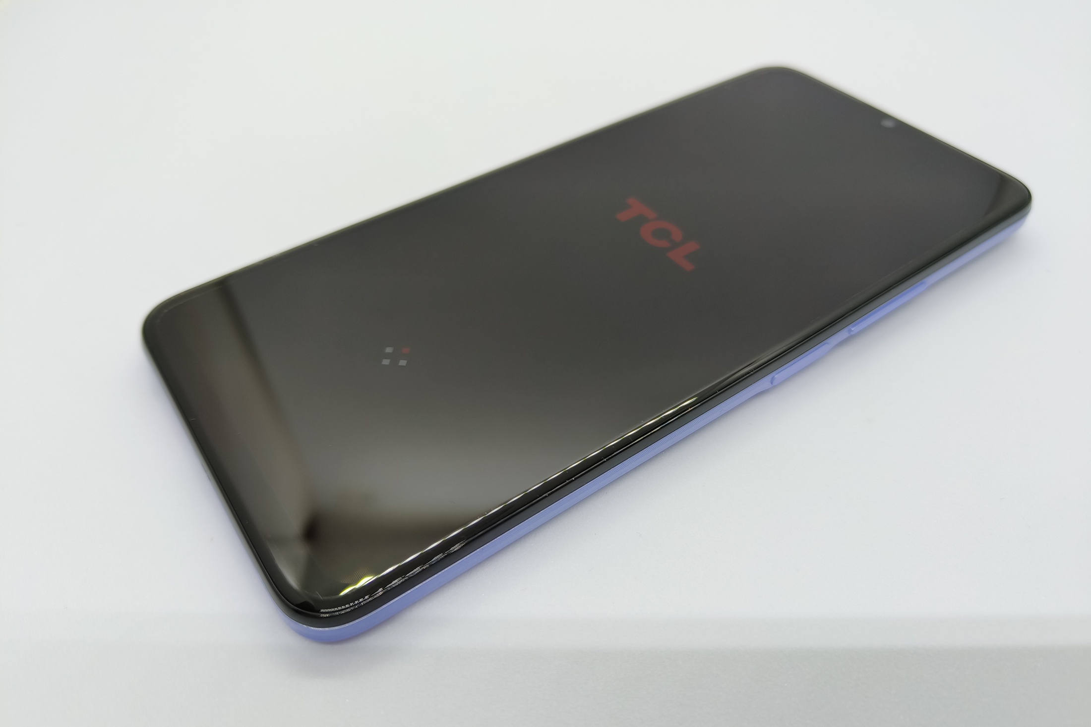 Смартфон TCL 40 SE: обзор с фото, характеристики - Российская газета