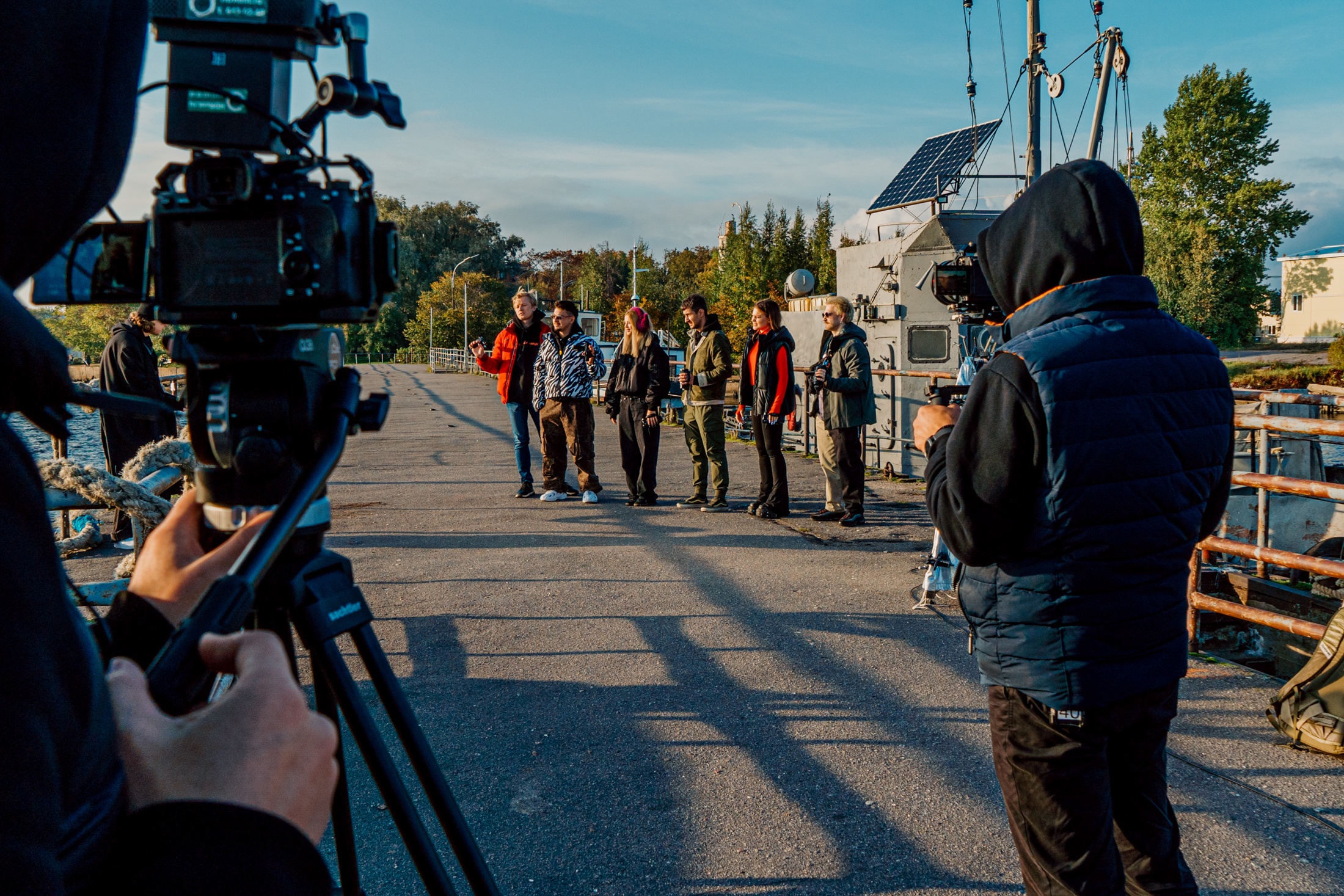 шоу прятки где снимали. экстремальные прятки. прятки в темноте тюмень квест. прятки в алькатрасе квест волгоградский проспект. шоу прятки где снимали.