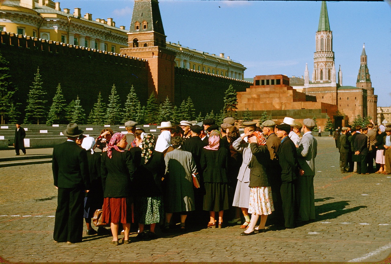 Жак Дюпакье побывал в Советском Союзе несколько раз - в 1956-м, 1964-м и 1975-м годах.