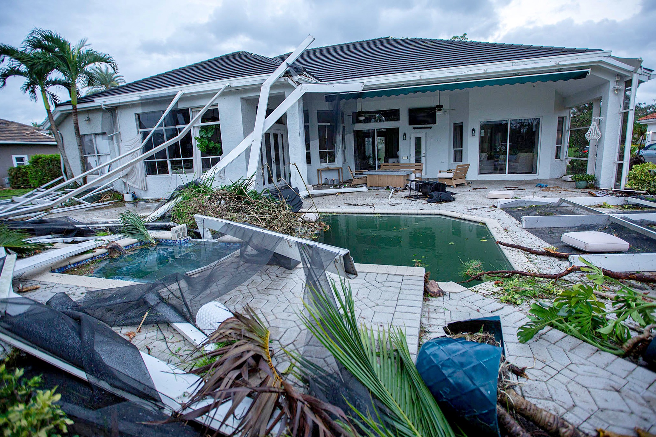 Hurricane Isaias Batters Gulf Coast, Leaving 400,000 Without Power
