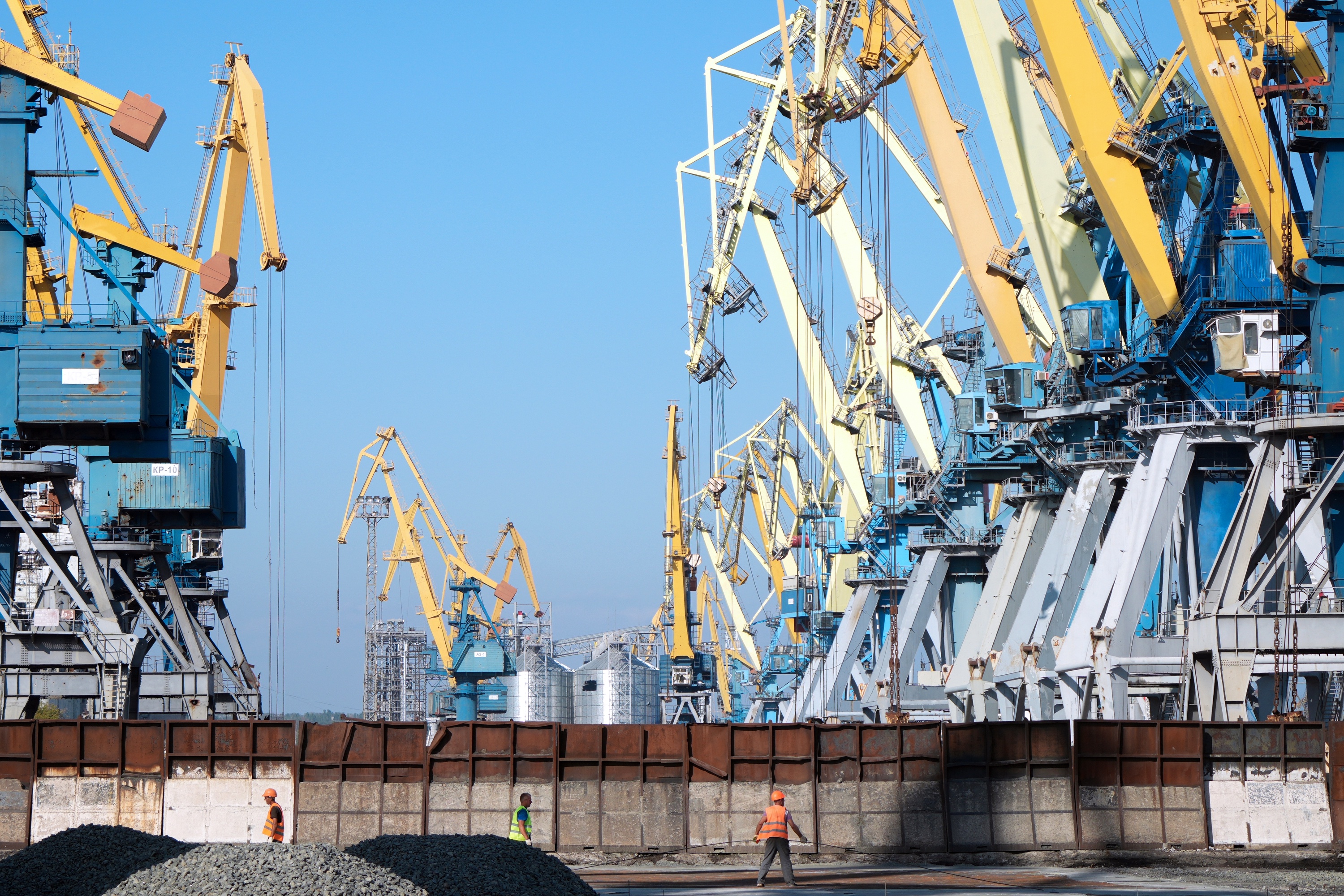 Ukrainian Drone Strike Paralyses Mariupol Port Logistics
