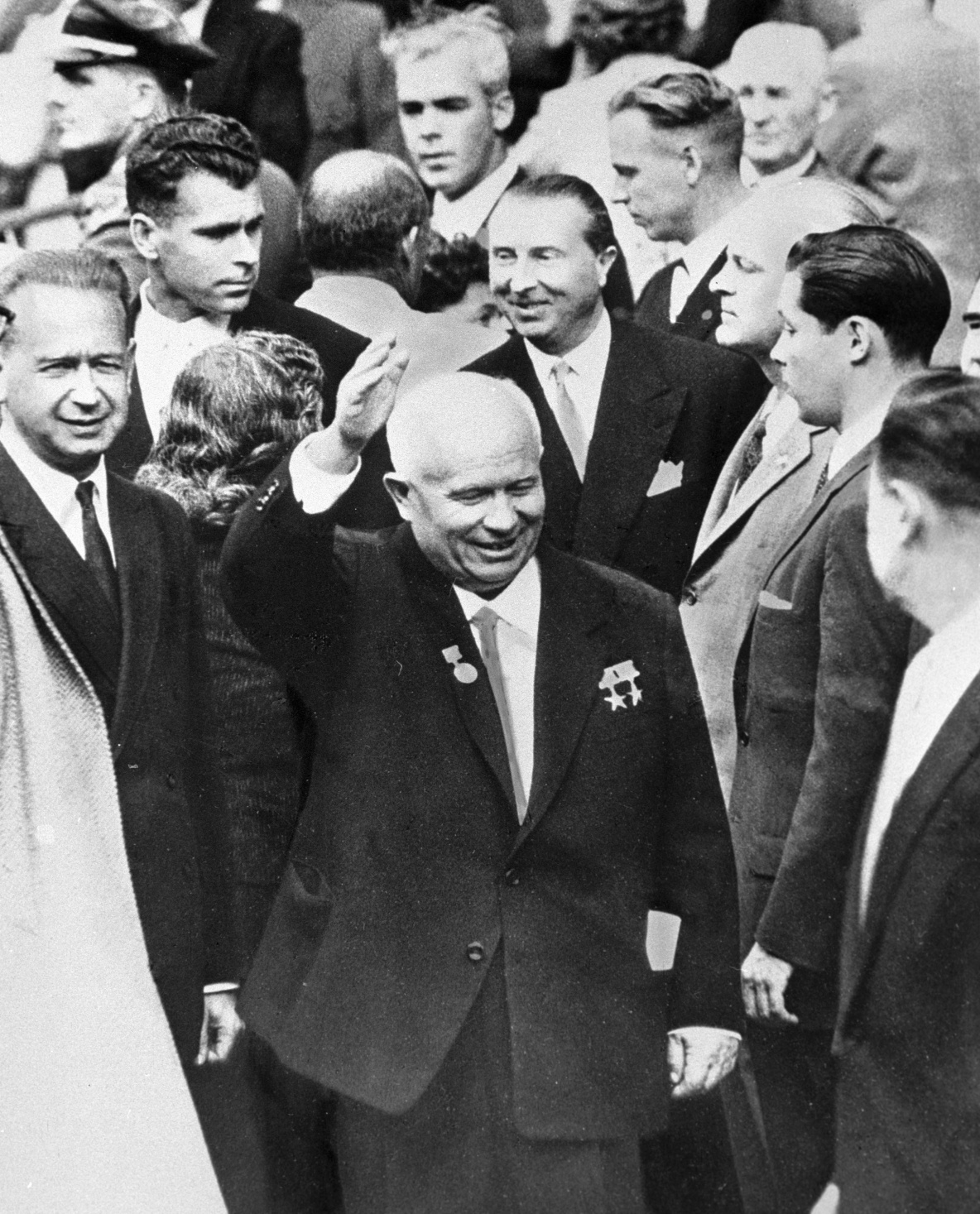 Первый секретарь ЦК КПСС, председатель Совета Министров СССР Никита Хрущев после выступления на 14-й сессии Генеральной Ассамблеи ООН в Нью-Йорке. 18 сентября 1959 года.