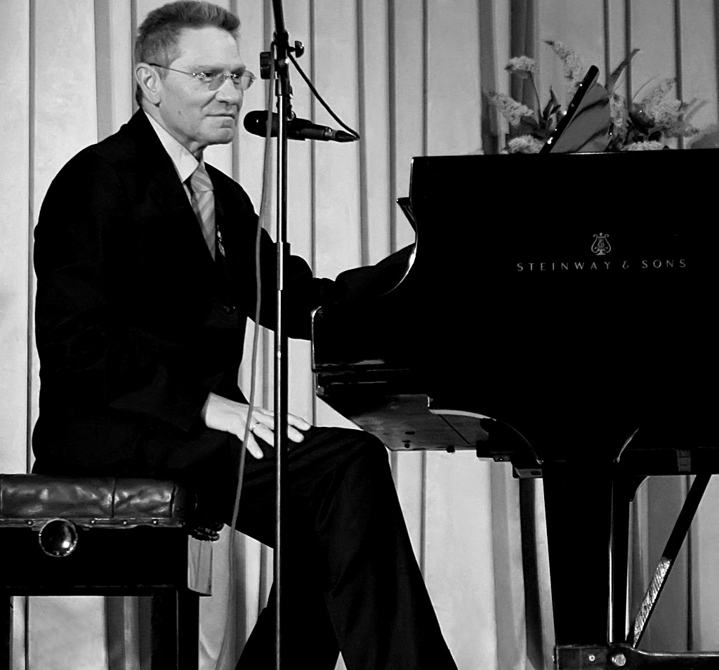 Автор песни Давид Тухманов. 2007 год.