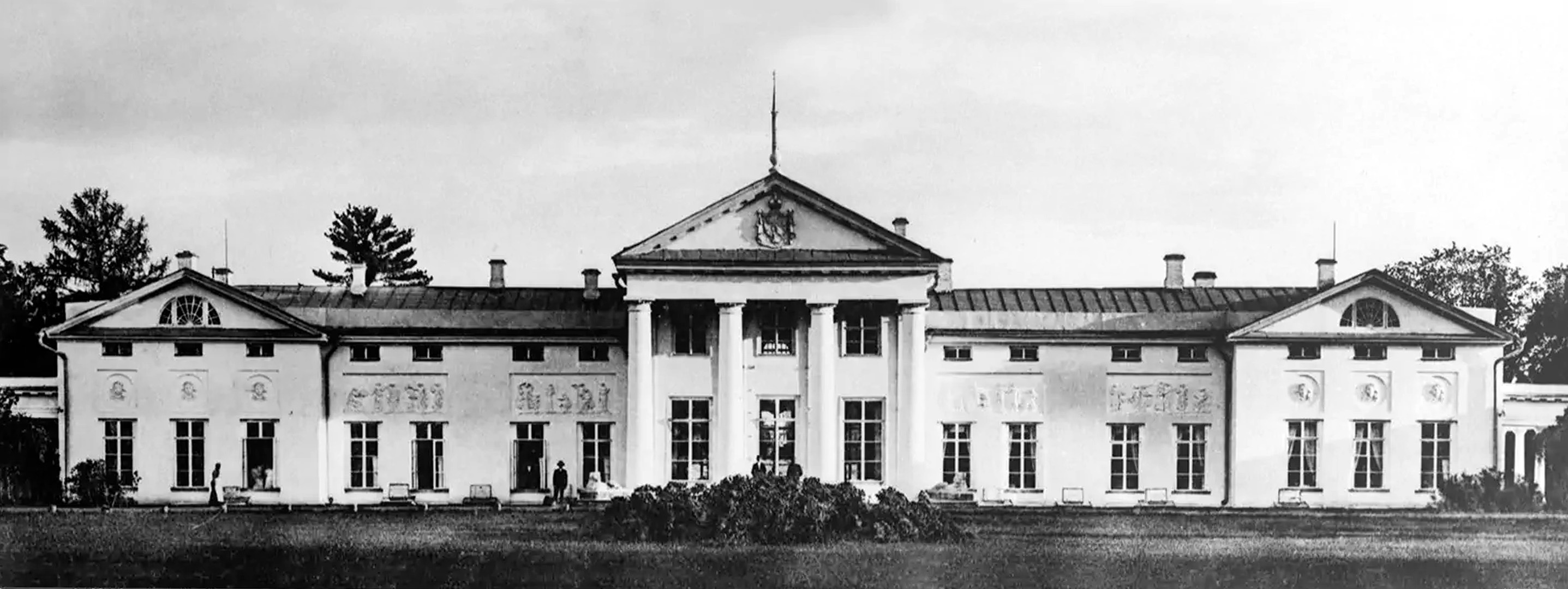 Дом князя С. М. Голицына в Кузьминках. 1910-1914 год. 