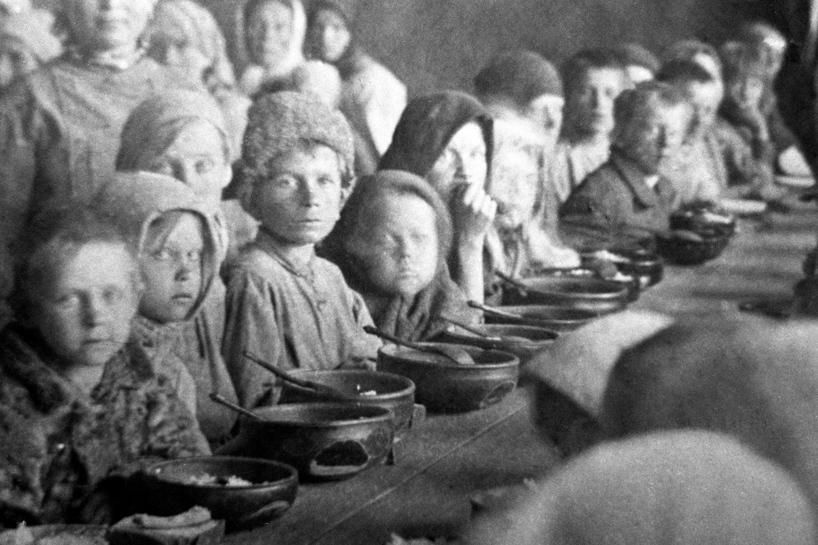 Столовая для голодающих в Поволжье.