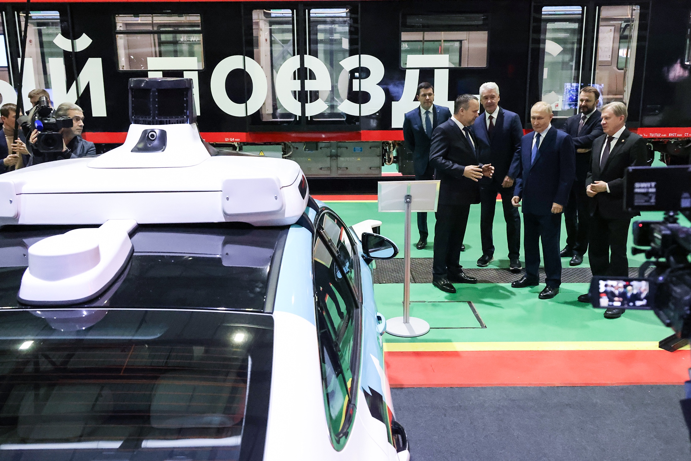 Путин призвал к повсеместному использованию беспилотных систем