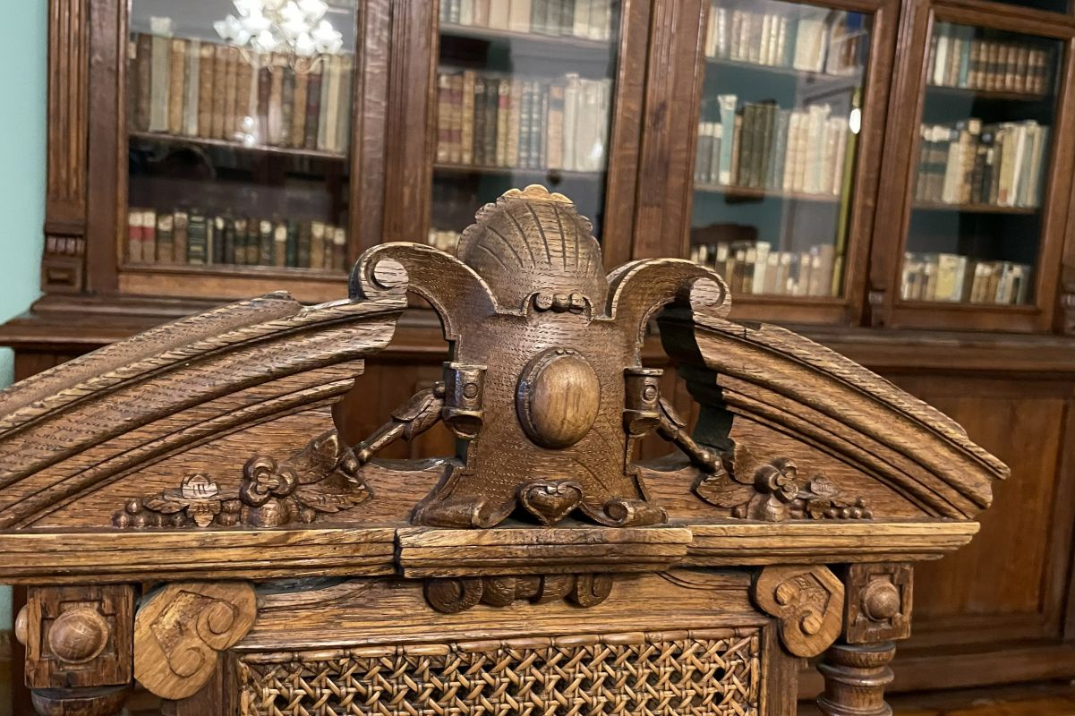 Зал заседаний комитета библиотеки.