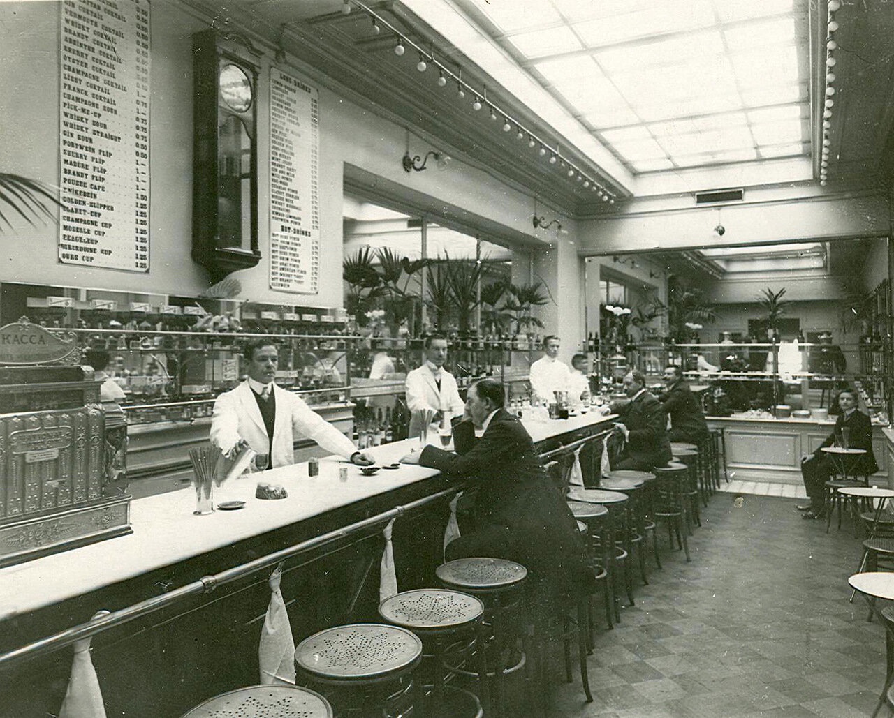 Коктейль-бар при ресторане "Медведь", 1906 год